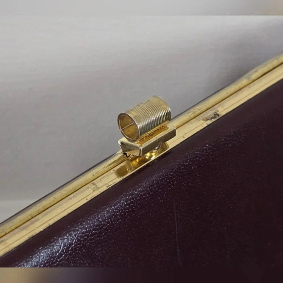 Classy Vintage Burgundy Wine Colored Clutch Purse Wristlet - Picture 6 of 7